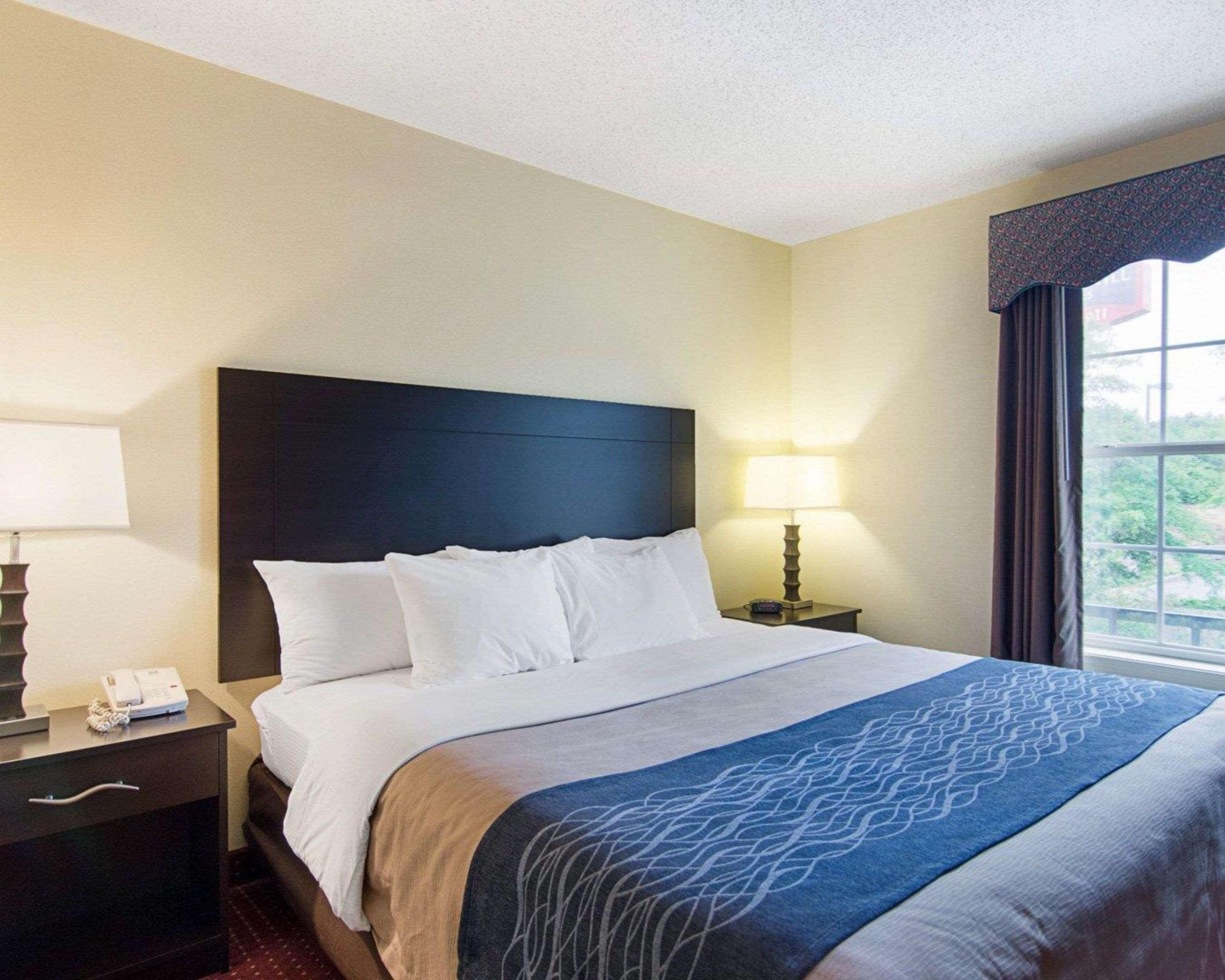 Quality Inn & Suites Little Rock West Buitenkant foto