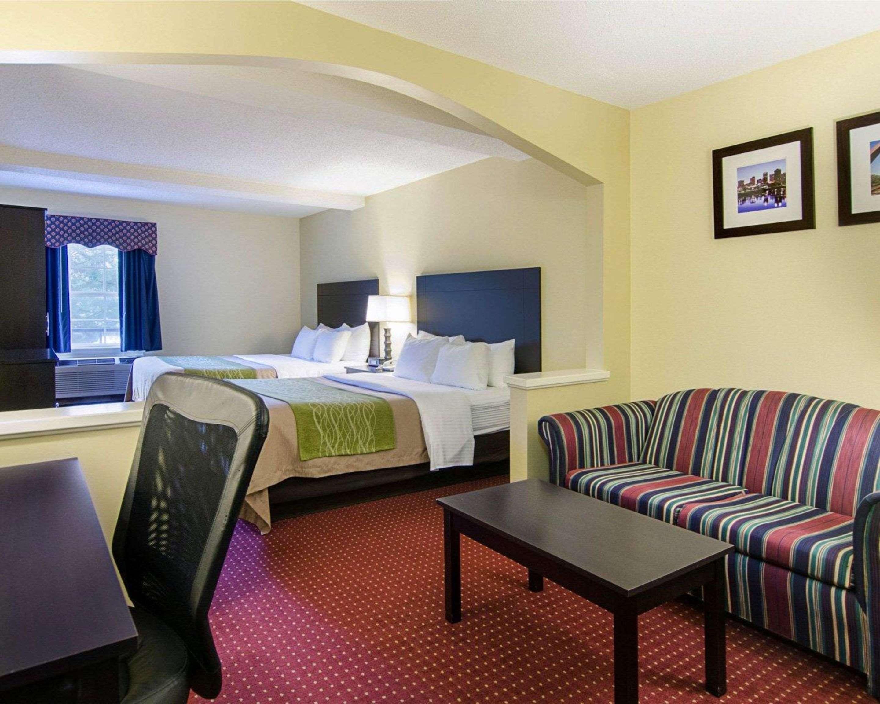 Quality Inn & Suites Little Rock West Buitenkant foto
