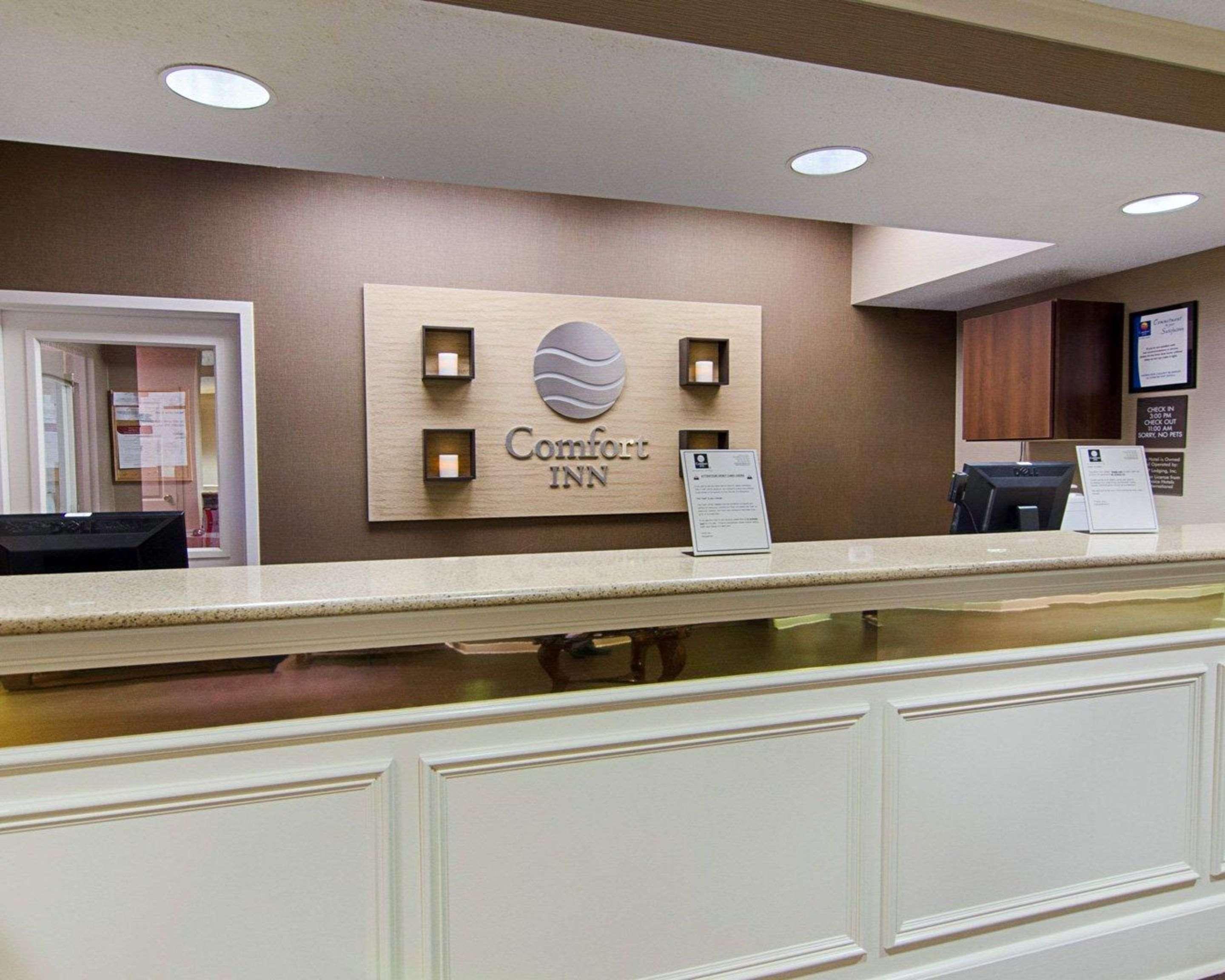 Quality Inn & Suites Little Rock West Buitenkant foto