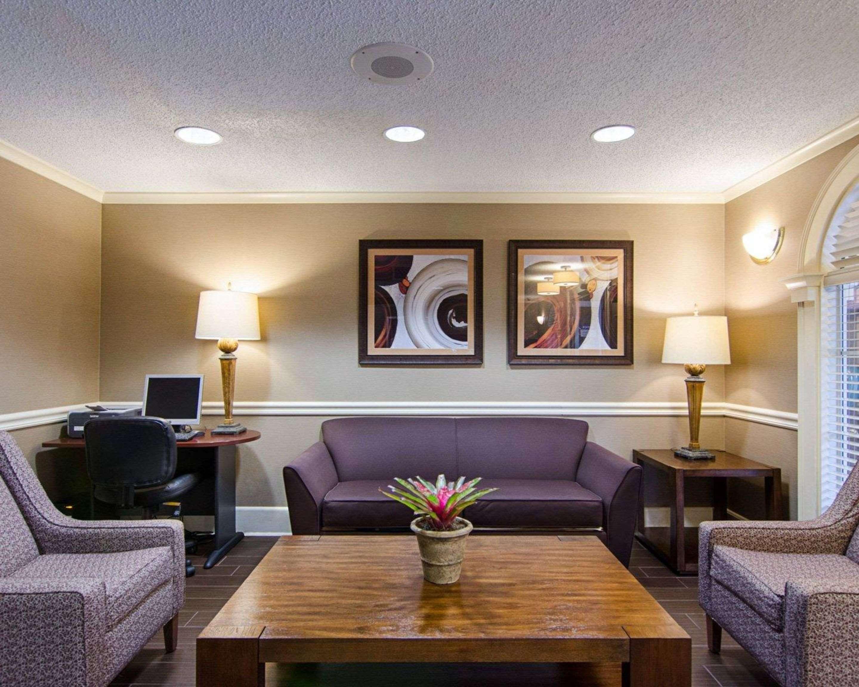 Quality Inn & Suites Little Rock West Buitenkant foto
