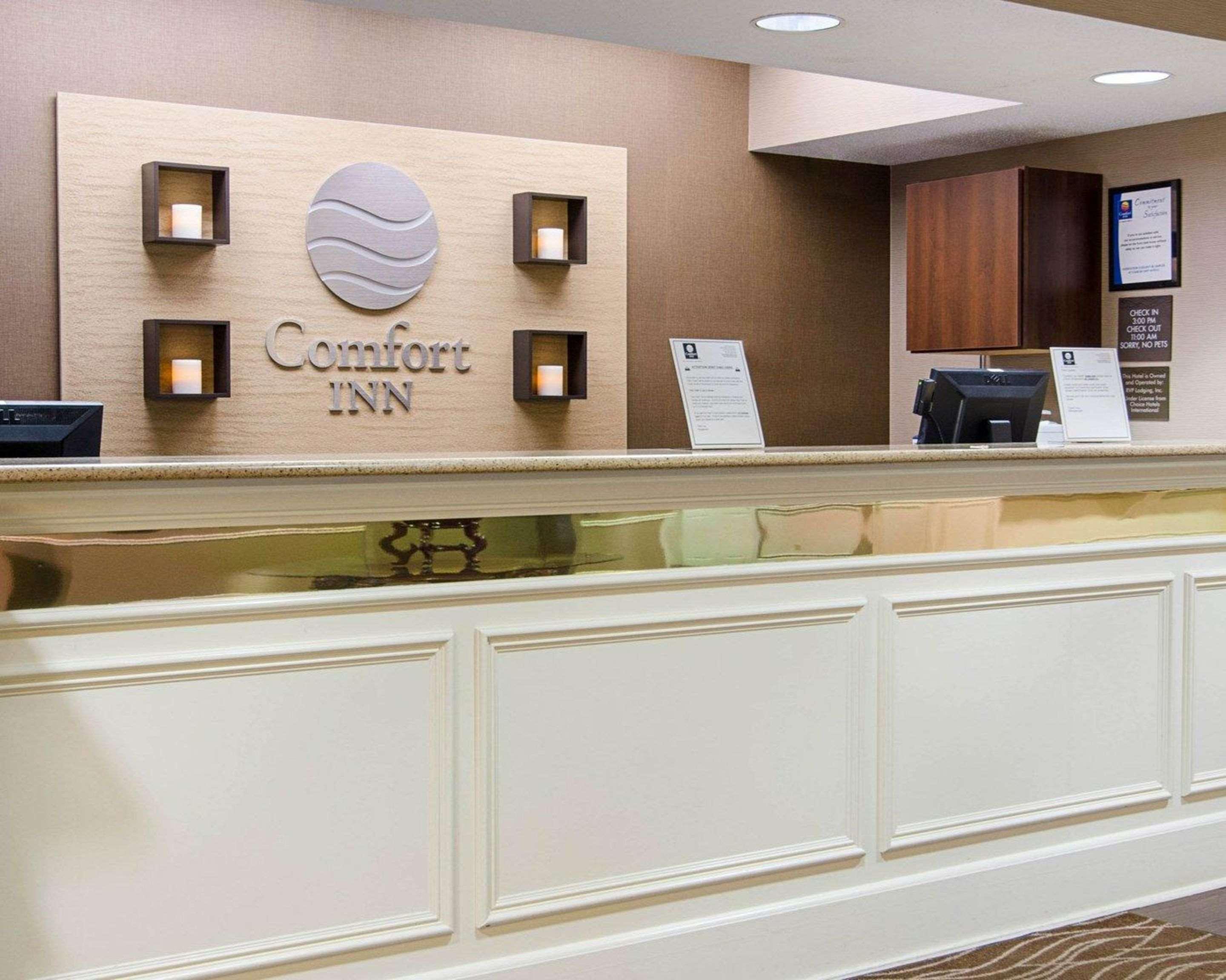 Quality Inn & Suites Little Rock West Buitenkant foto